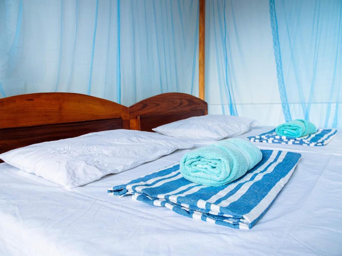 Surfing Guest House Матара Экстерьер фото