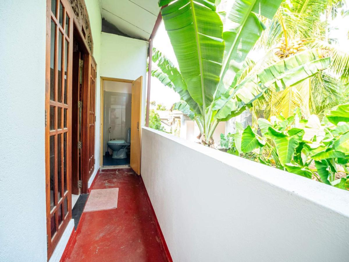 Surfing Guest House Матара Экстерьер фото